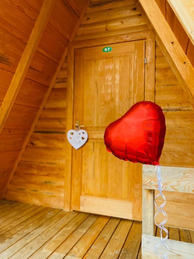 Rooms & Glamping Lana Haus Licko Petrovo Selo Екстериор снимка